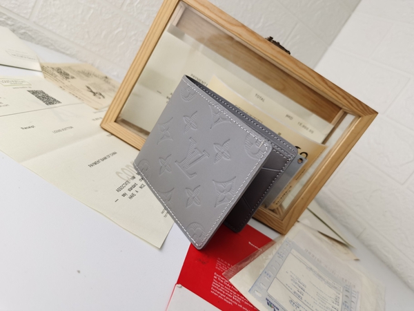 LVコピーウォレット側面デザイン